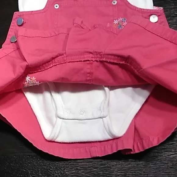 Overall dress w/matching onsie. Size 3T. - Picture 3 of 6